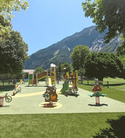 Structure de jeux 2-12 ans Bourg d'Oisans