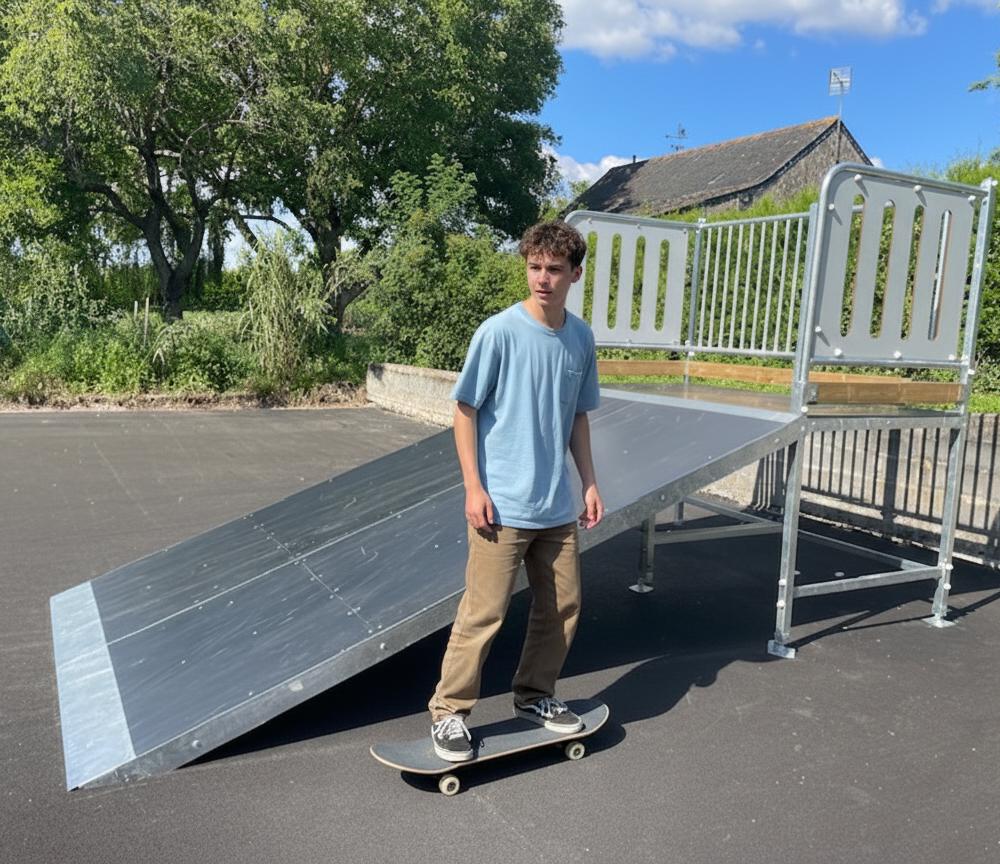 Ulr Lanceur Run Up Skate Parc Lanceur Droit Skate Rampe Hpl Photo .jpg