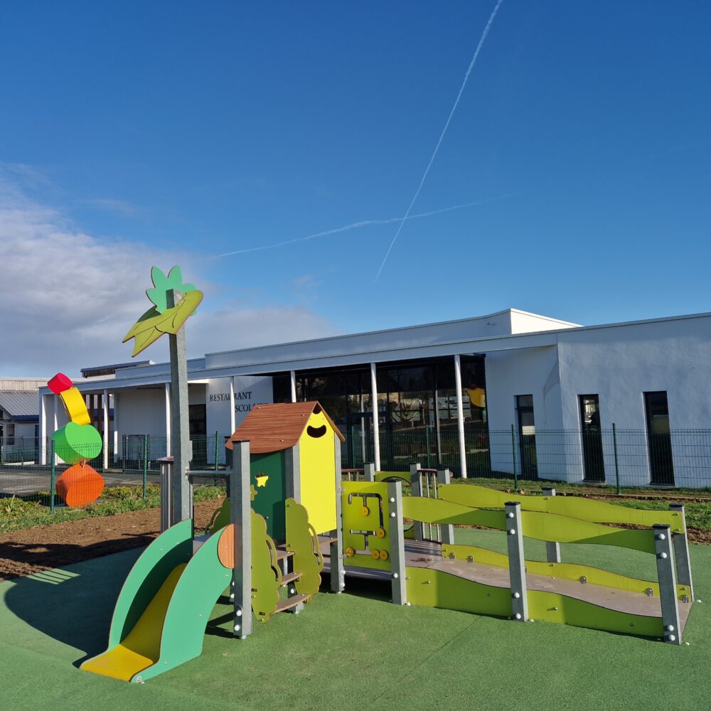 Kks1317-Aire-jeux-PMR-rampe-acces-inclusivité