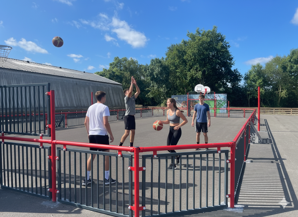 Ksa148m Ksa148m Terrain Multisports Citystade Tms Foot Hand Basket Volley Badminton Citypark Rochefort Sur Loire 49 Metal Autre Ph