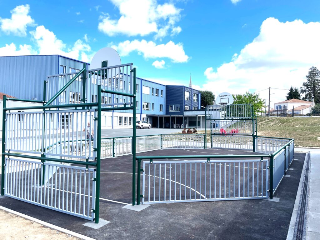 Ksa162m Ksa162m Terrain Multisports Citystade Tms Foot Hand Basket Volley Badminton Le Loroux Bottereau 44 Metal Autre Photo 4.jpg