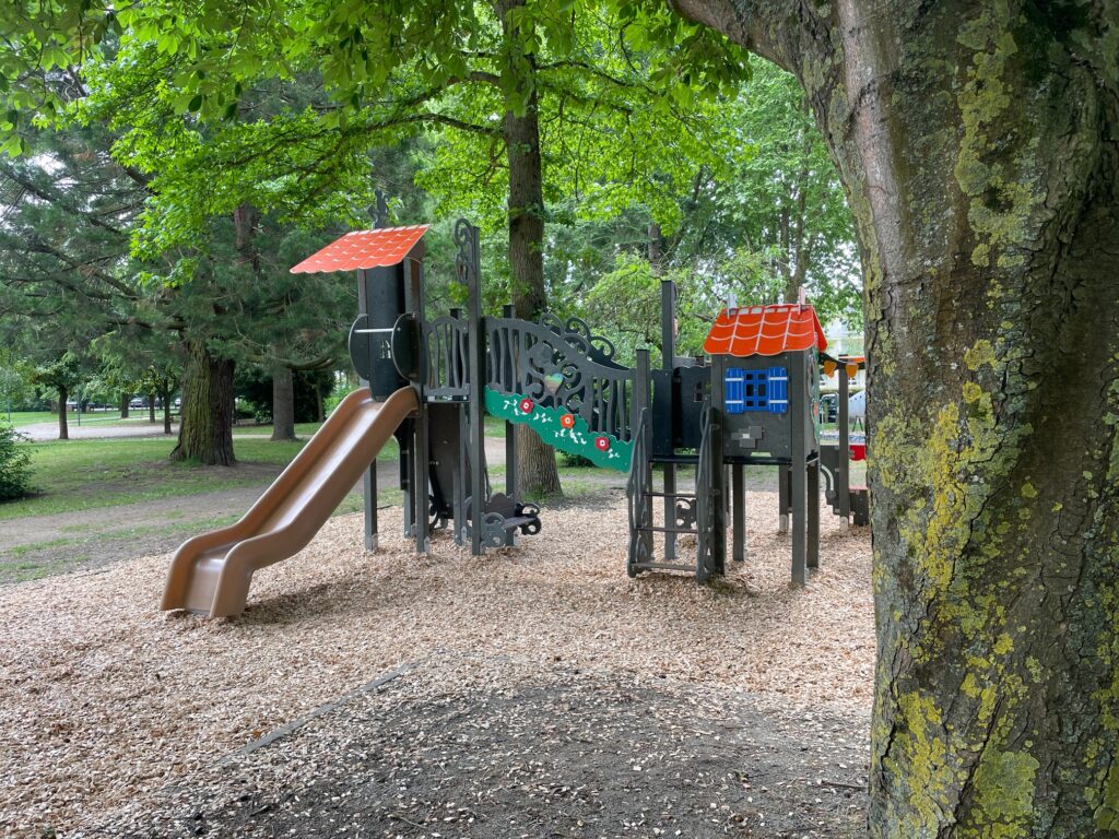 toboggan en plastique recyclé Les Ponts-de-Cé