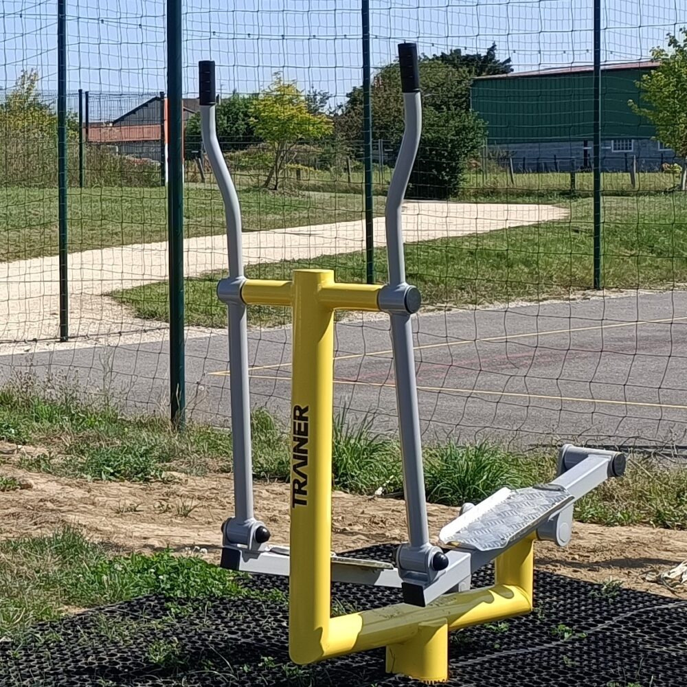 Agrès-ftiness-outdoor-gym-sport-dehors-R11 Velo Elliptique Pizay 01-rhone-alpes