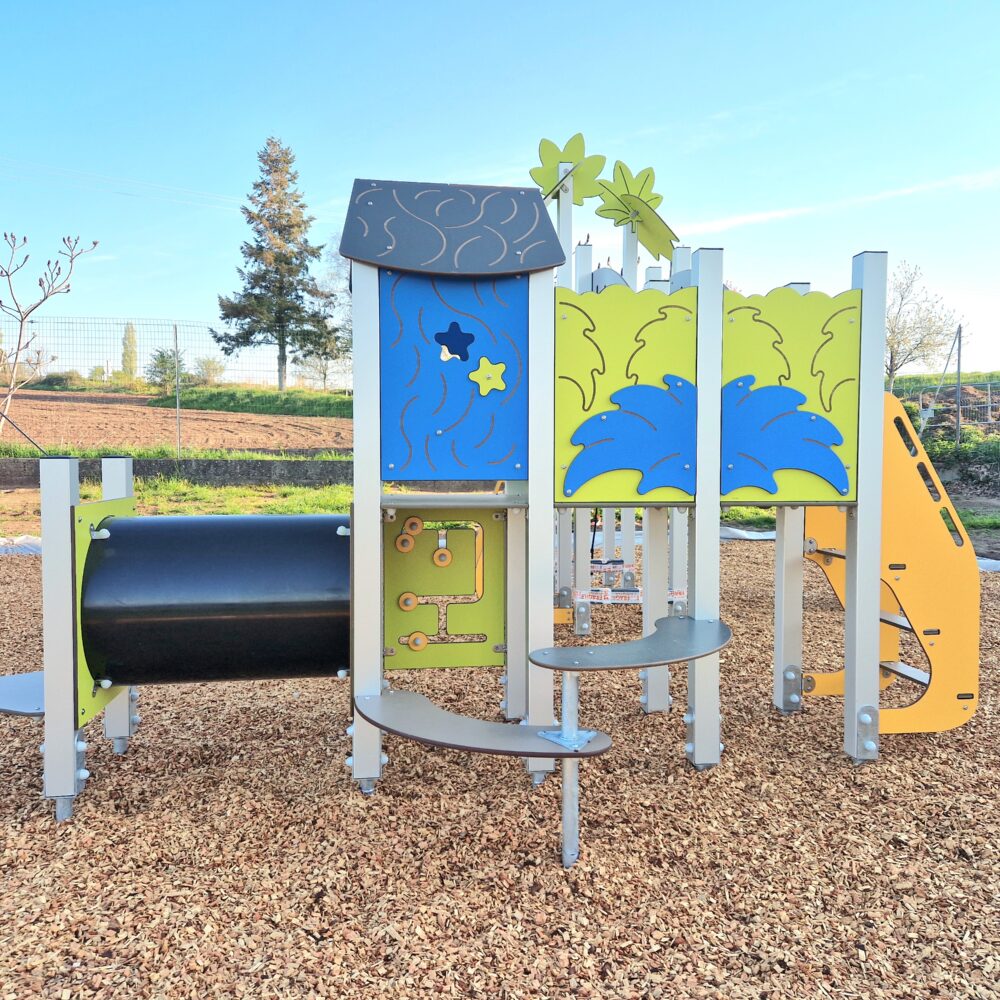 5 Kks 1123 Tam Tam Poteaux Aluminium Et Hpl école Notre Dame De Lourdes Inzinzac Lochrist 56