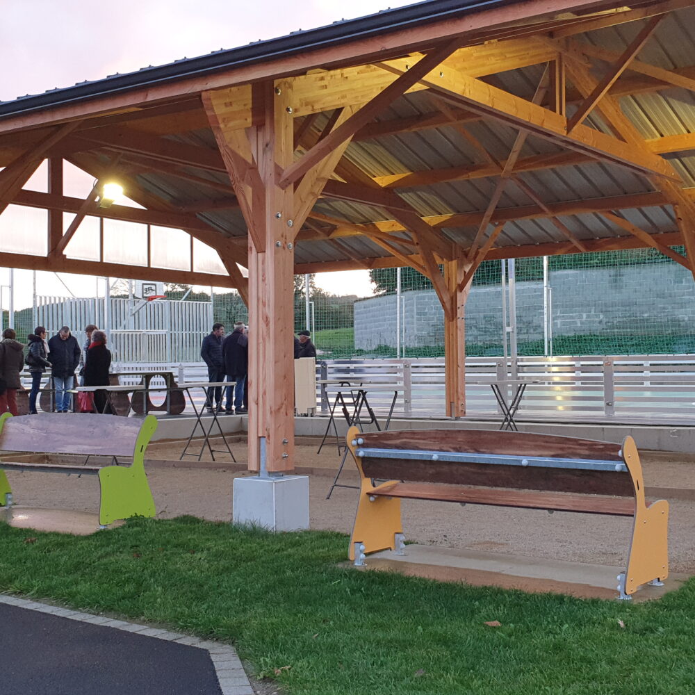 Amb Xl Banc Adulte Mobilier Banc Aire De Jeux Accompagnant Surveillant Hpl Saint Thois .jpg