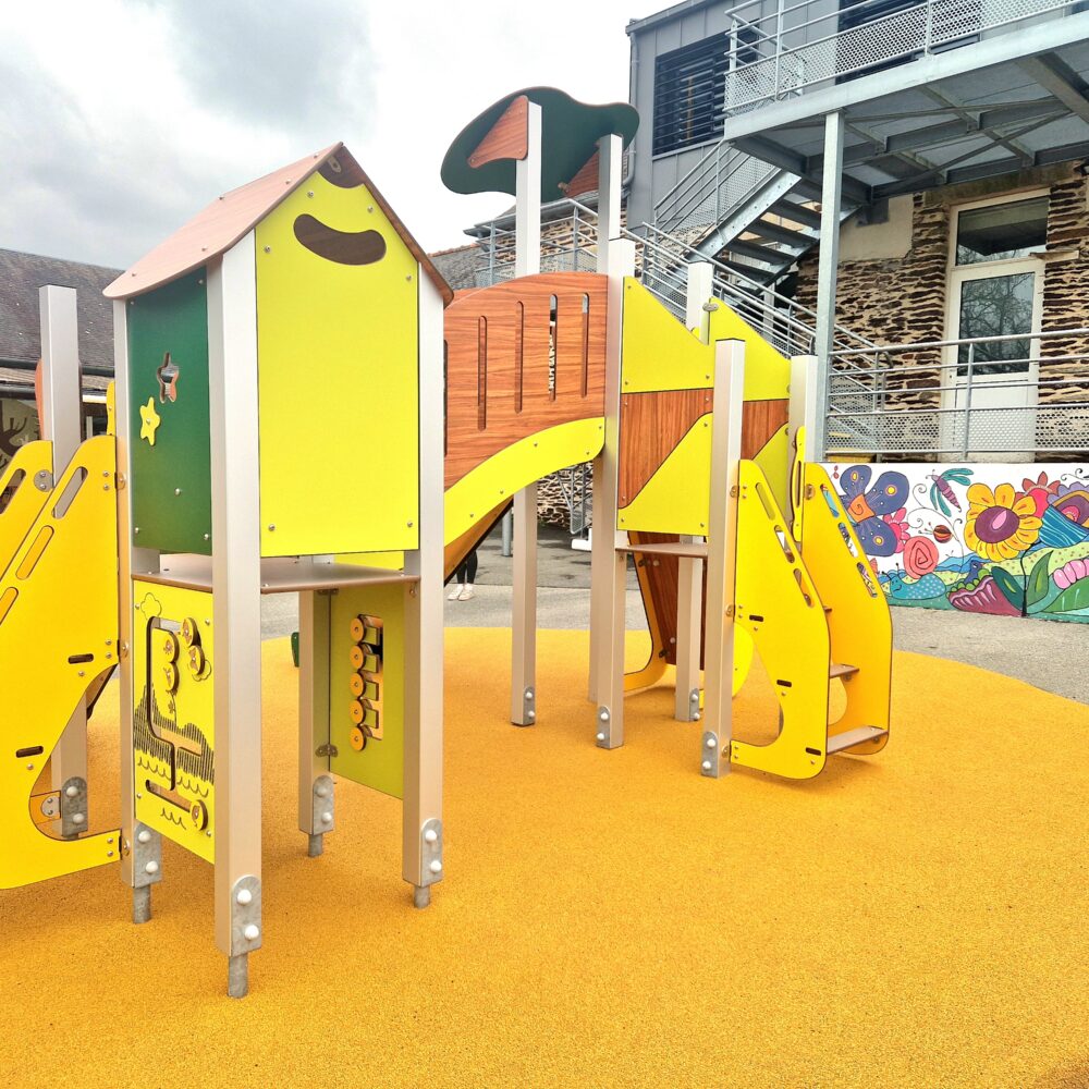 école Notre Dame Campénéac 56 Kks 642 Fantasy Poteaux Aluminium Et Hpl 3