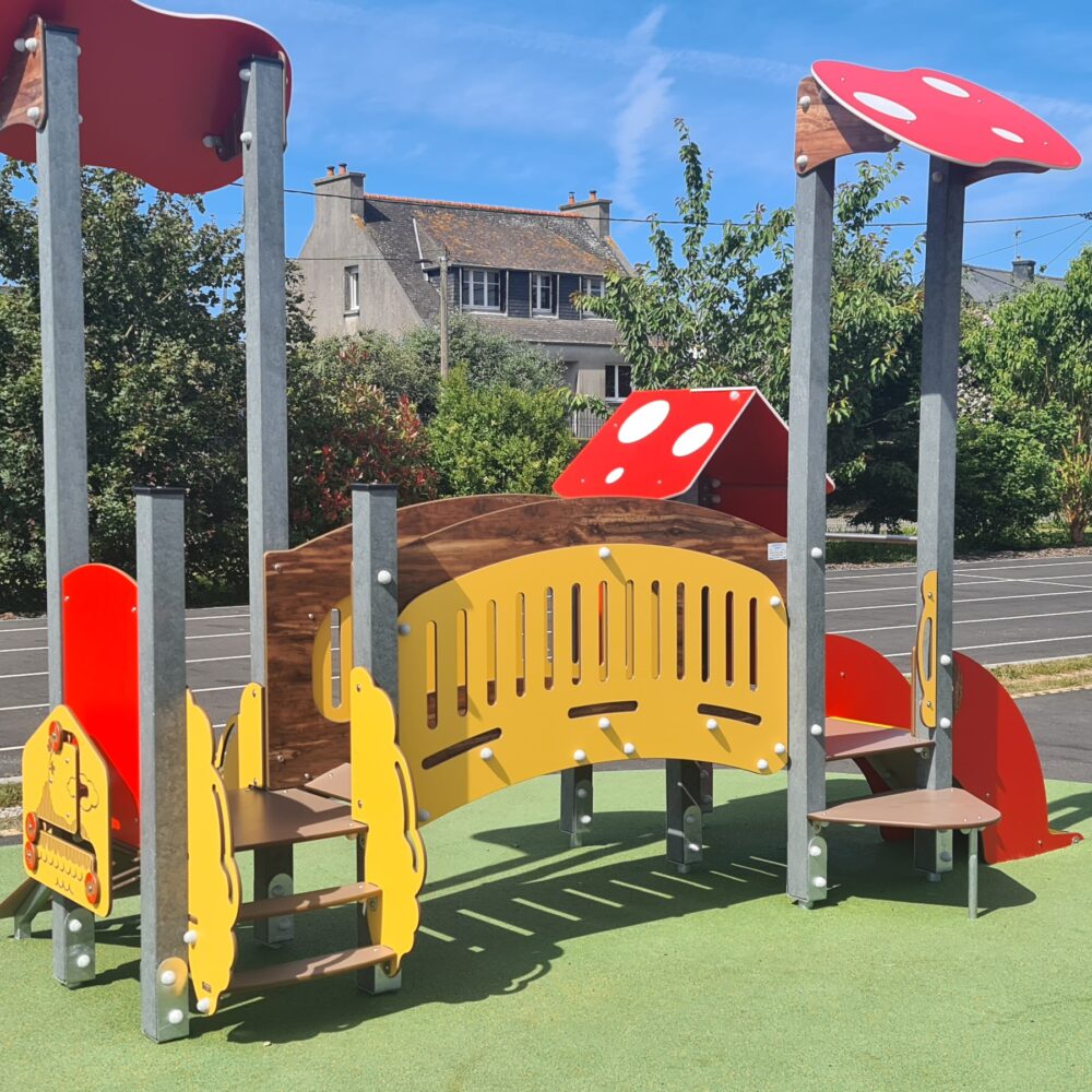 Kks 1177 Dynamite Structure Jeux Jardin Champignon Nature Enfants Cachette Toboggan Forêt .jpg