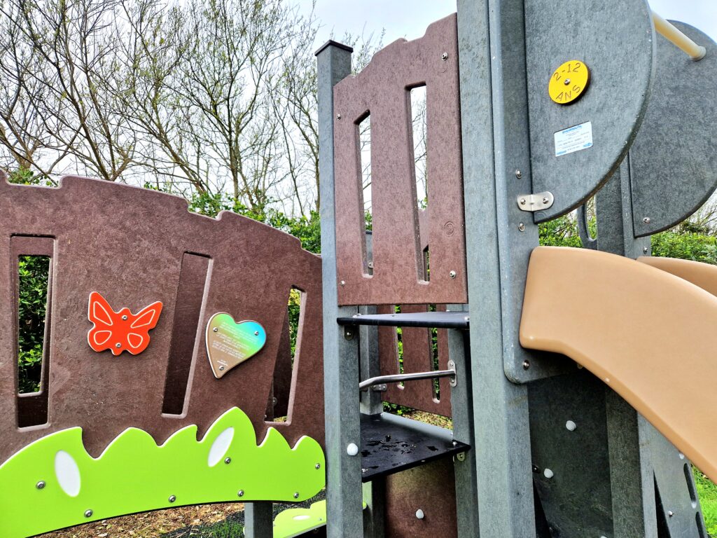 Krs0008 Poteaux+habillage Plastique Recycle