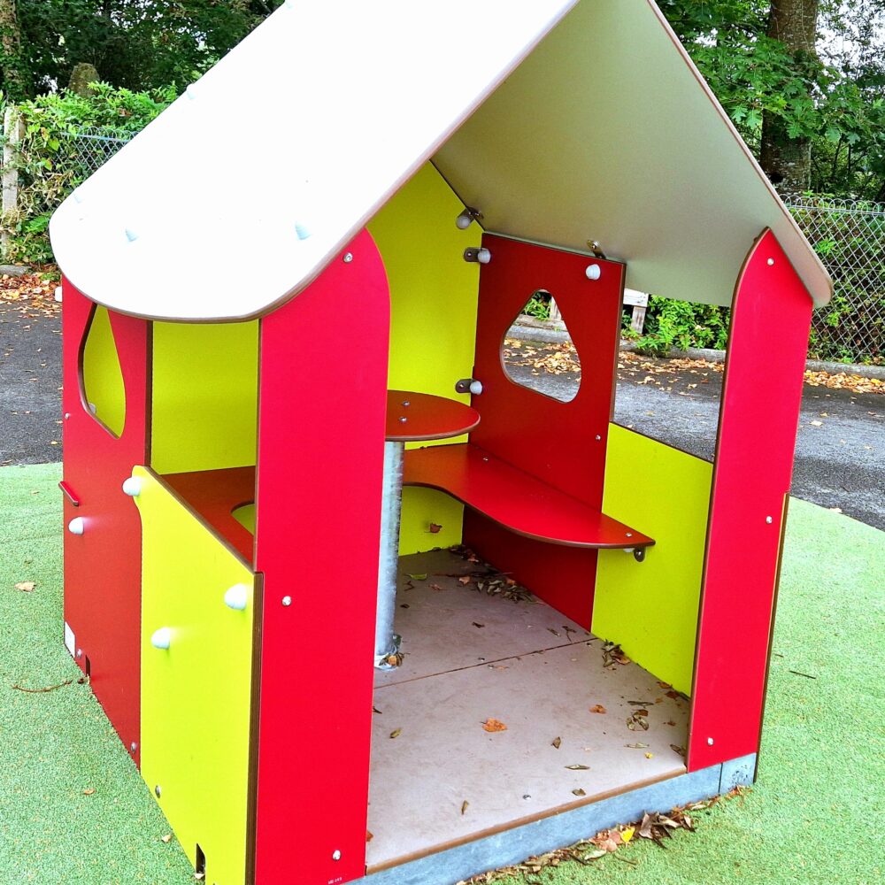 Mmr Hpl Ecole Coat Pin Riec Sur Belon