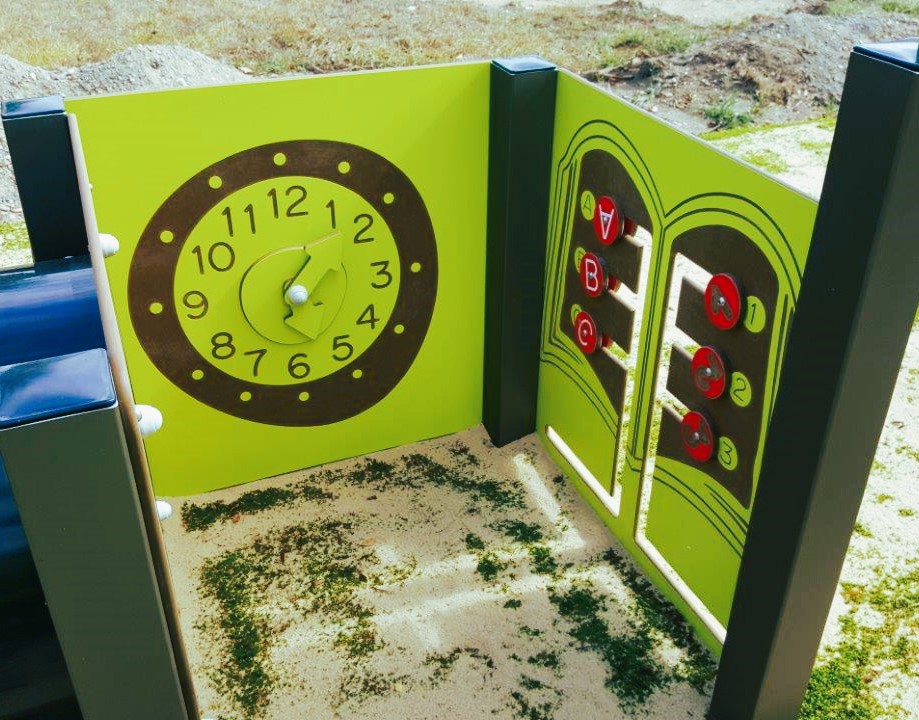 Mre La Recre Hpl Natura Cabane Creche Maternelle Pmr (3)