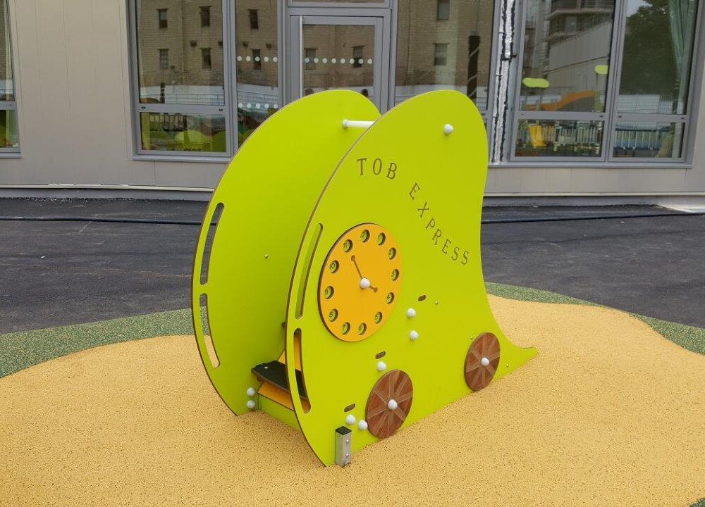 Mto Tob Express Toboggan Glisse Train Petits Enfants Vert Vitry Sur Seine 94 Hpl (2)