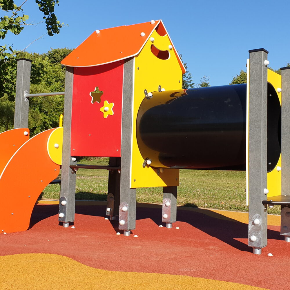 P4p Quatre Pattes Structure Jeux Crèche Jeu Enfant Douceur Couleur Extérieur Résistant Broiec 29 Pa Hpl .jpg