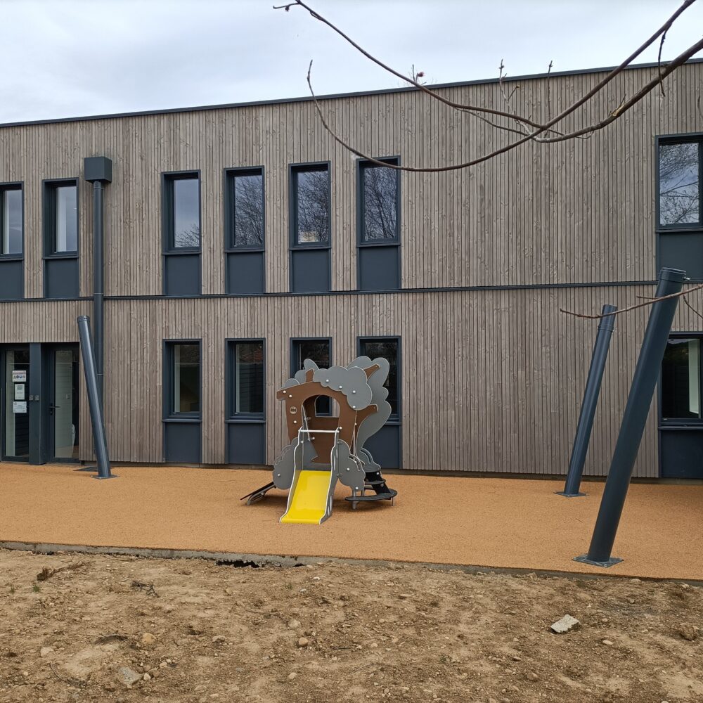 Pkp Kabanon Structure Jeux Cabane Toboggan Arbre Cachette .jpg