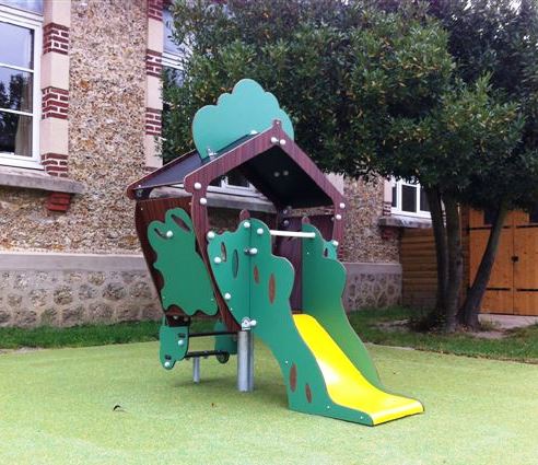 Ptp Kabane Tchanquee Structure Jeux Cabane Arcachon Arbre Perchée Enfants Crèche Décoration Villeneuve Le Comte 77.jpg