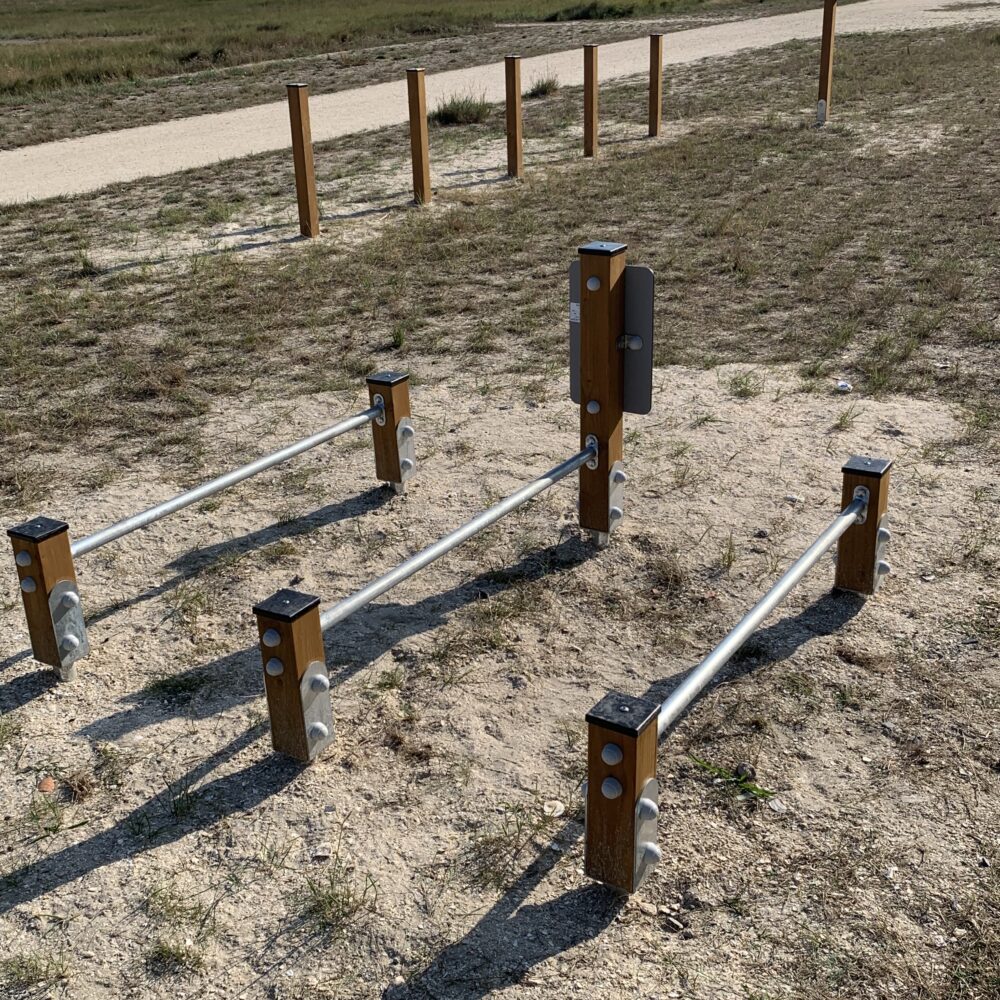 Pw9 Haies Basses Parcours Sante Module Echauffement Sport Plein Air Bois Genoux Sauter Vivier Sur Mer 35.jpg