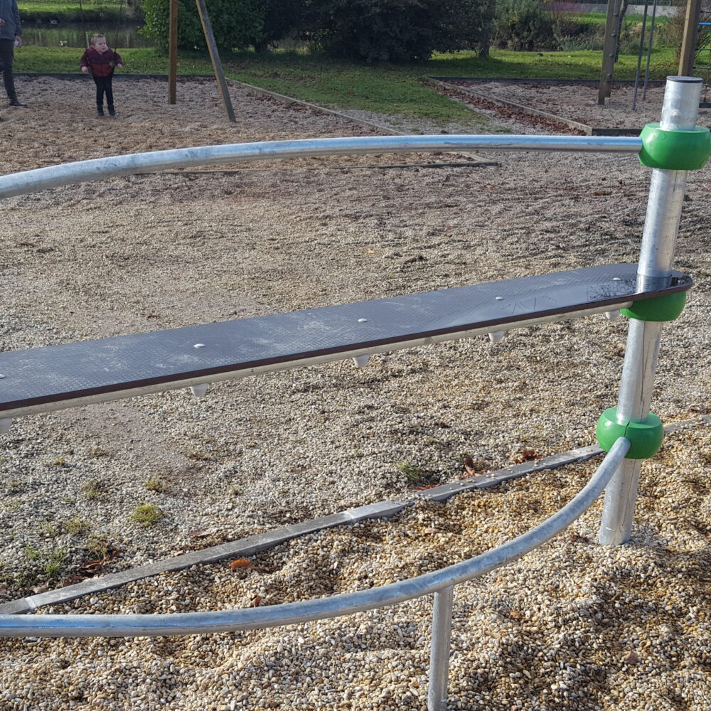 Qa1 Banc Get Up Mobilier Ados Adolescents Assis Debout Skate Street Plouvien 29.jpg