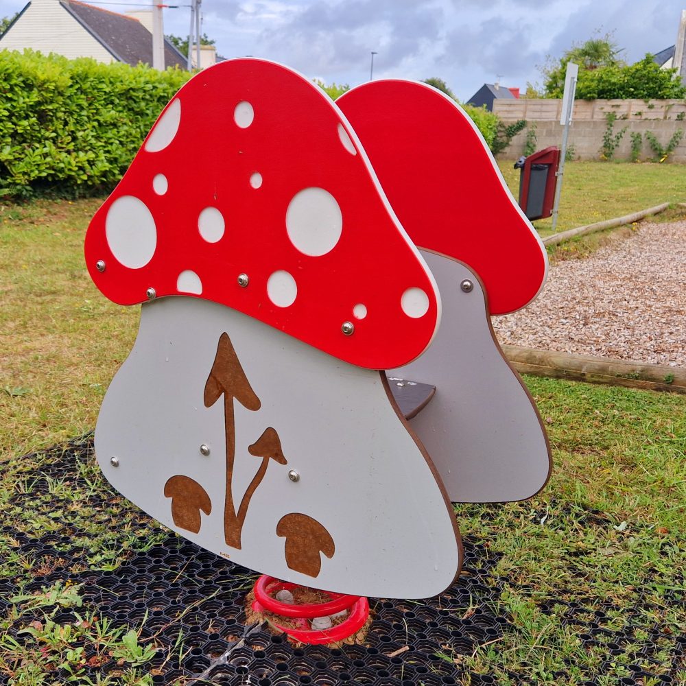 RJI-ressort-jeu-champignon-rouge