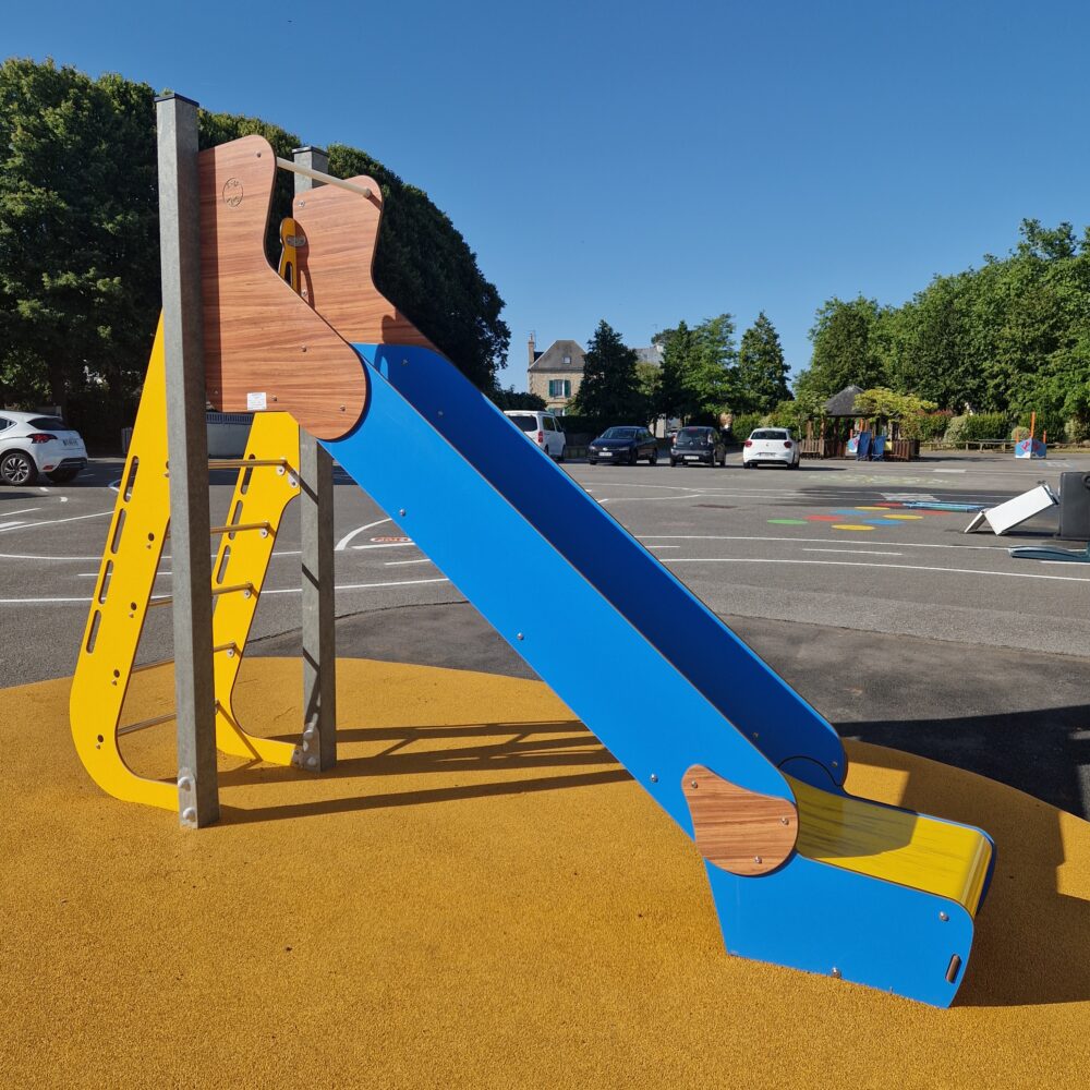 Tsy Toby 150 Poteaux RecyclÉs Et Hpl Ecole Sacre Coeur Ploemeur 56