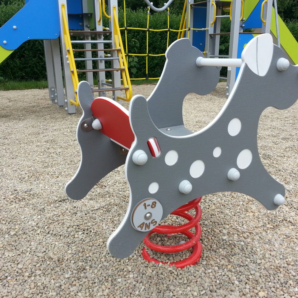 ROK-CHIEN-OKAY-Jeu-ressort-PEHD-photo-realisation