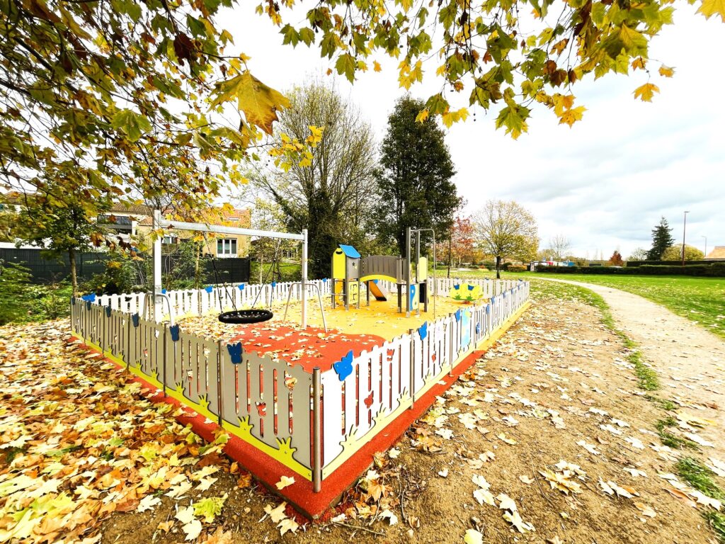 Aire De Jeux Saint Prouant(85) (1)