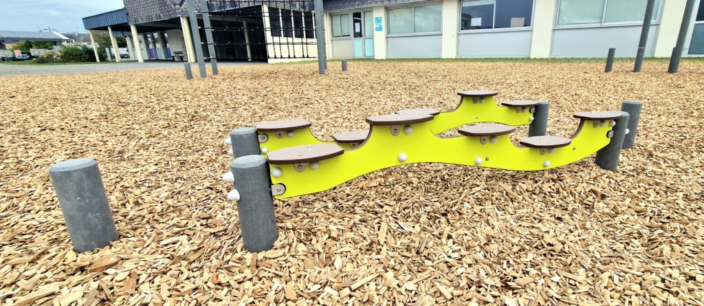 Gpm Pas Végétalisation Des Cours De L’école Primaire Et Maternelle De Belz (56)