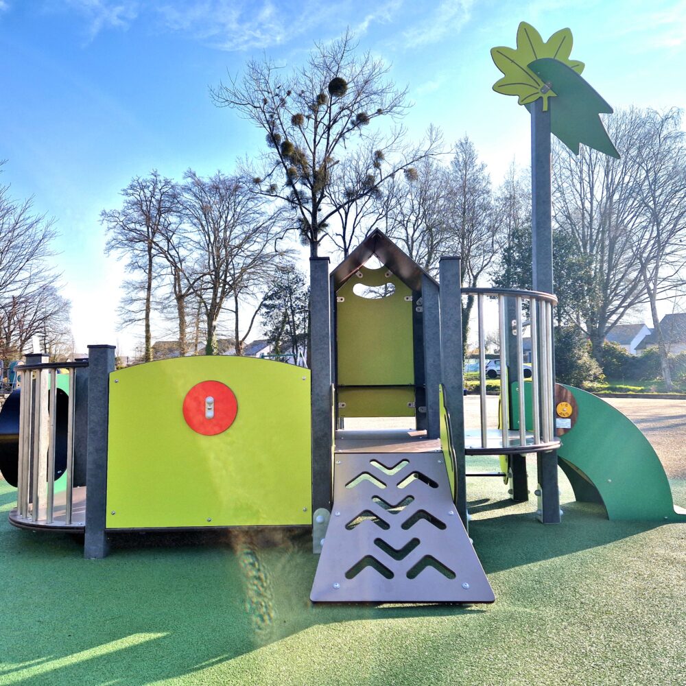 Kks 1317 Poteaux Recyclés Et Hpl Moreac(58)