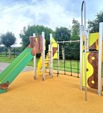 Réhabilitation Aire De Jeux Avec Structure Multifonctions à Plouégat Moysan 3