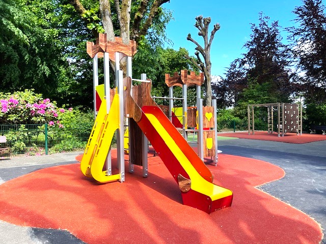 Rénovation De L’aire De Jeux De La Ville De Château Gontier En Mayenne (53) 2
