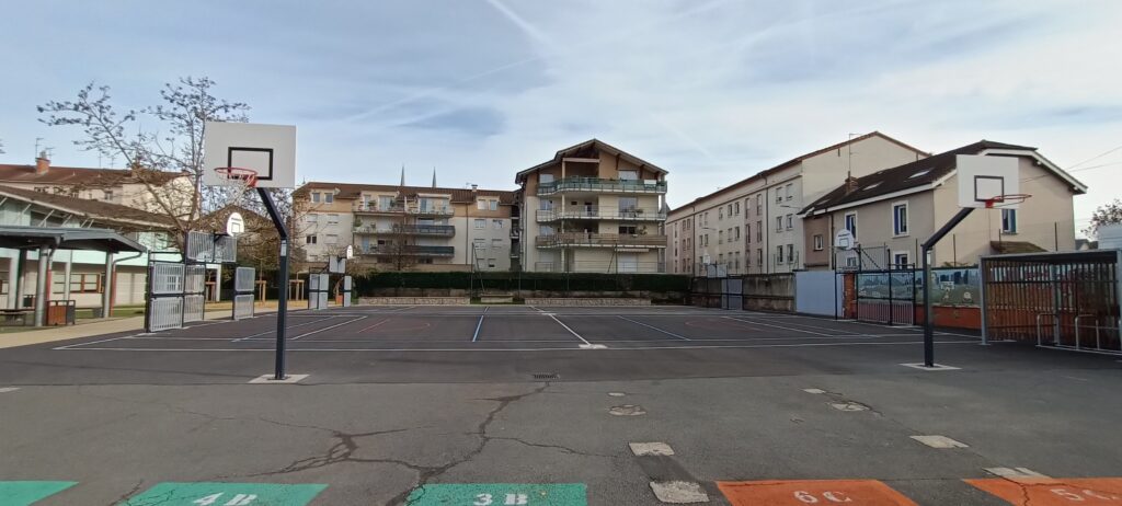 Terrain Multisports College Bourg En Bresse.jpg (6)