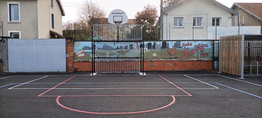 Terrain Multisports College Bourg En Bresse.jpg (10)