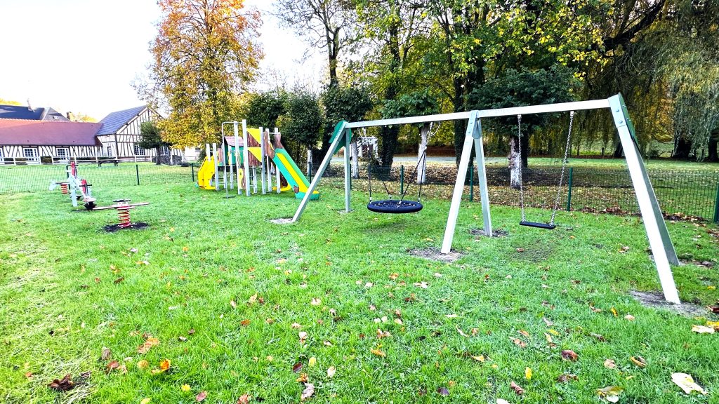 Aire Jeux Balancoire Mairie Labosse 60 (4)