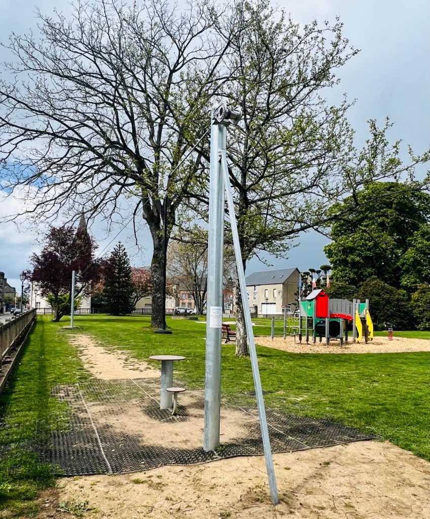 Itk Telekid Tyrolienne Telepherique Siege Câble Vitesse Briouze 61 Metal Photo 1